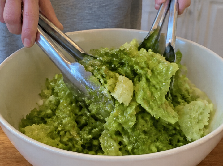 Easy Simple Green Salad for Weeknight Dinners