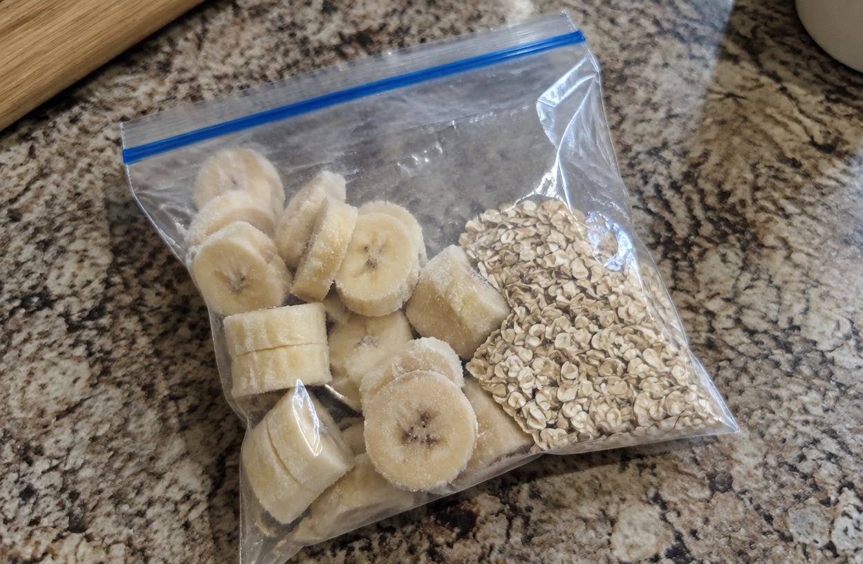 A freezer bag with prepped smoothie ingredients.